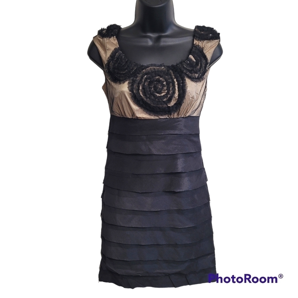 Lucy & Co Black And Cream Ruffle Layer Cocktail Party Sleeveless Dress Small